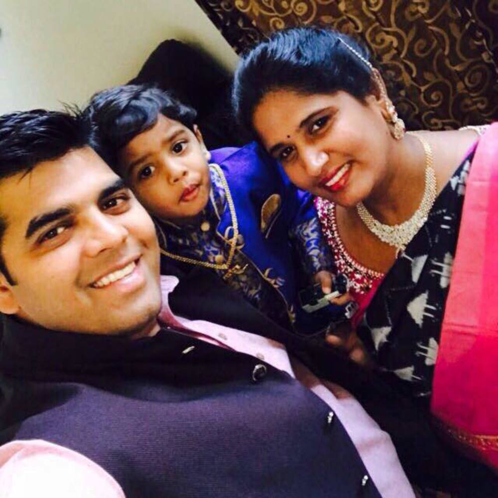 Meet your Posher, Yasaswi